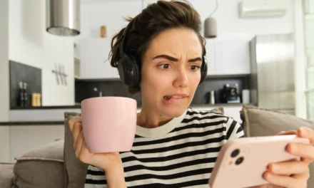 How You Can Scroll Smart Without Losing Your Mind